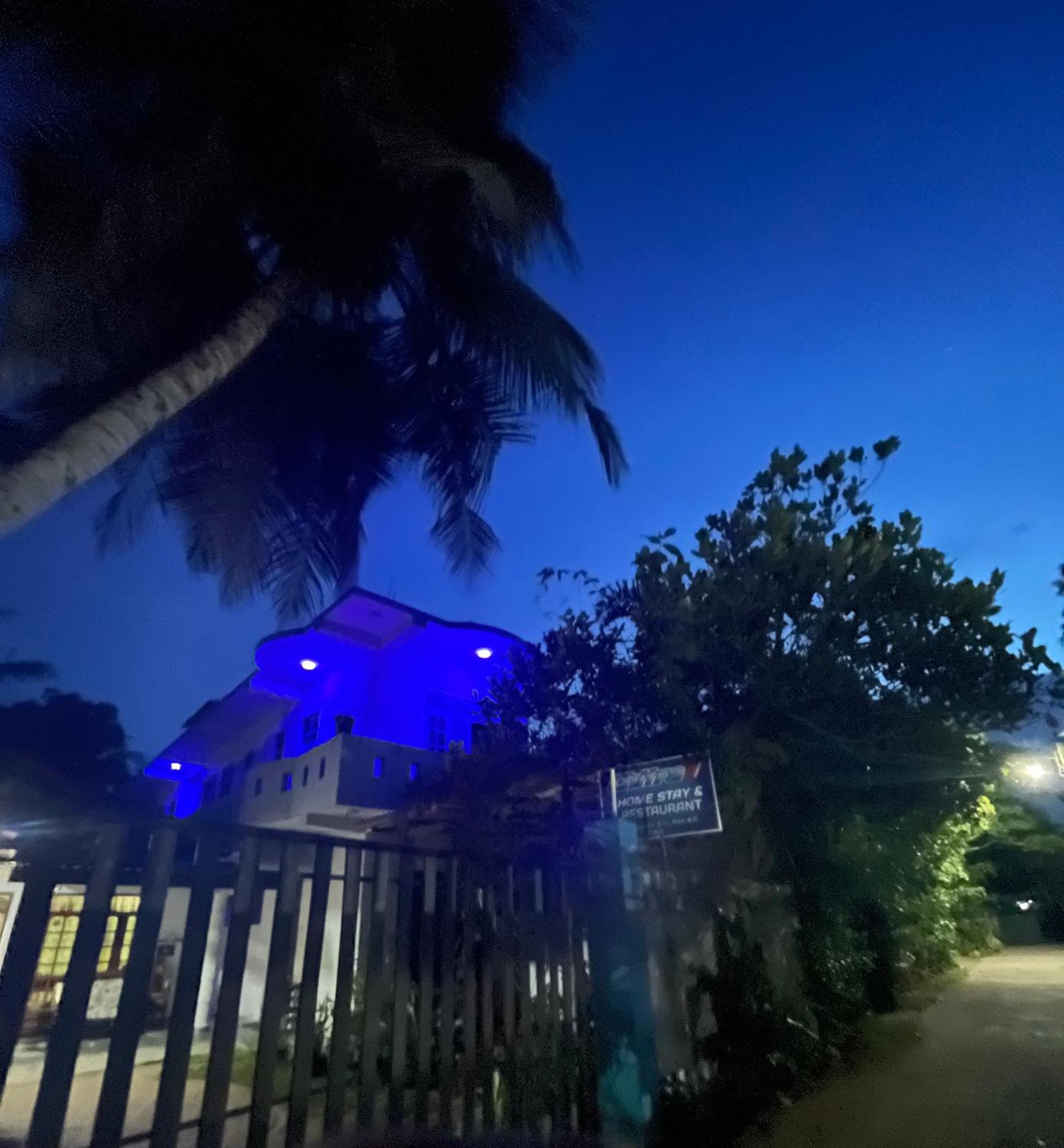 Chithra Homestay Тангалла Экстерьер фото