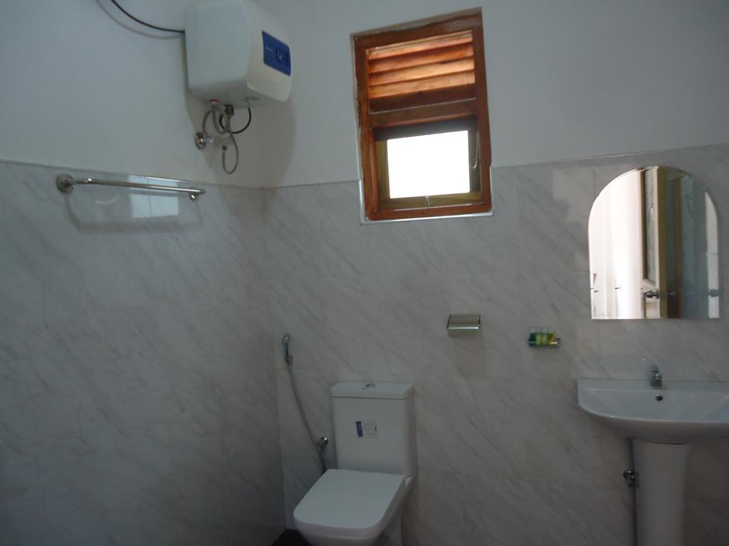 Chithra Homestay Тангалла Экстерьер фото