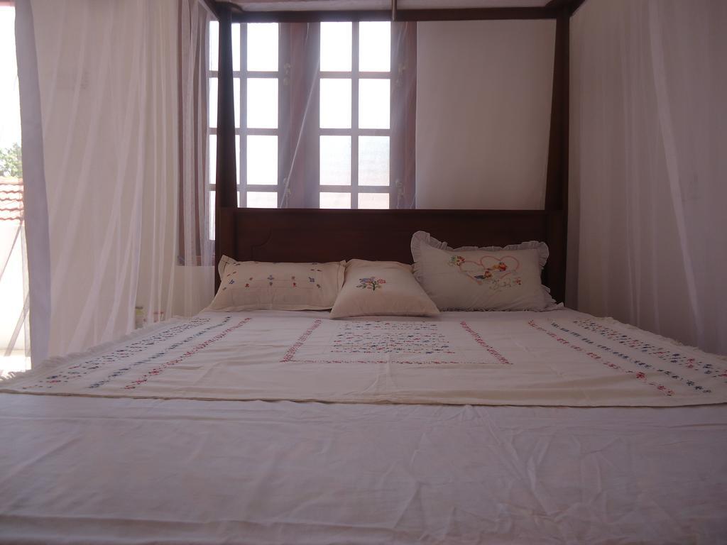 Chithra Homestay Тангалла Экстерьер фото