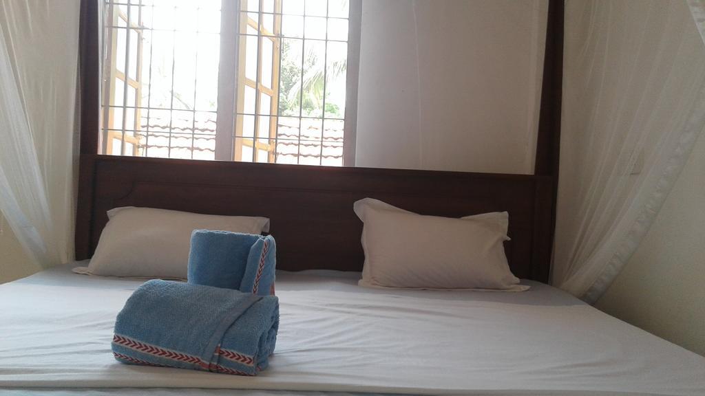 Chithra Homestay Тангалла Экстерьер фото